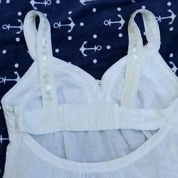 Linen Guess top - Picture 2 of 8